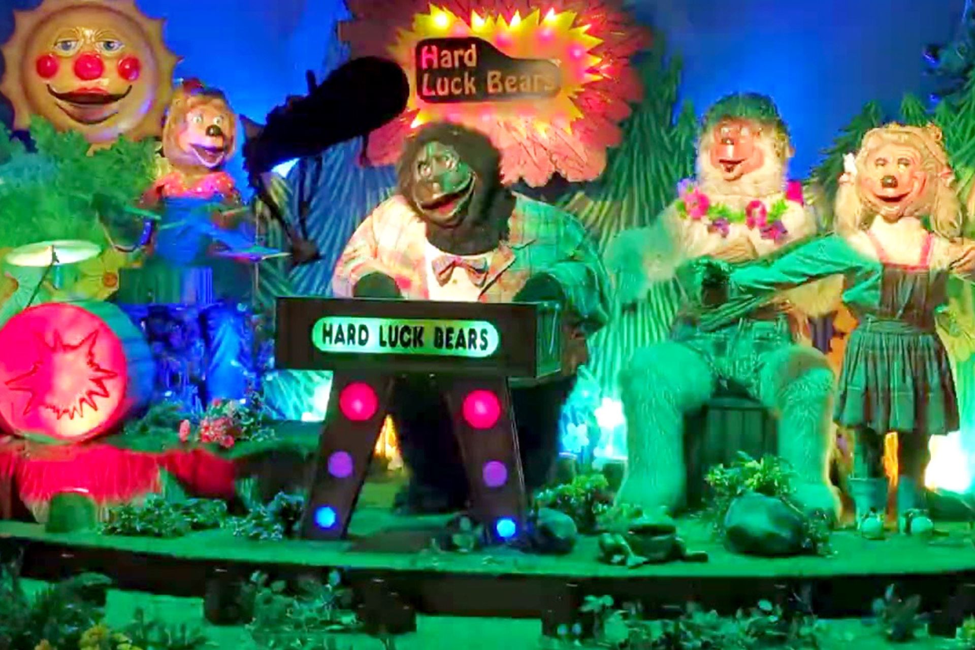 BEAR SHOW